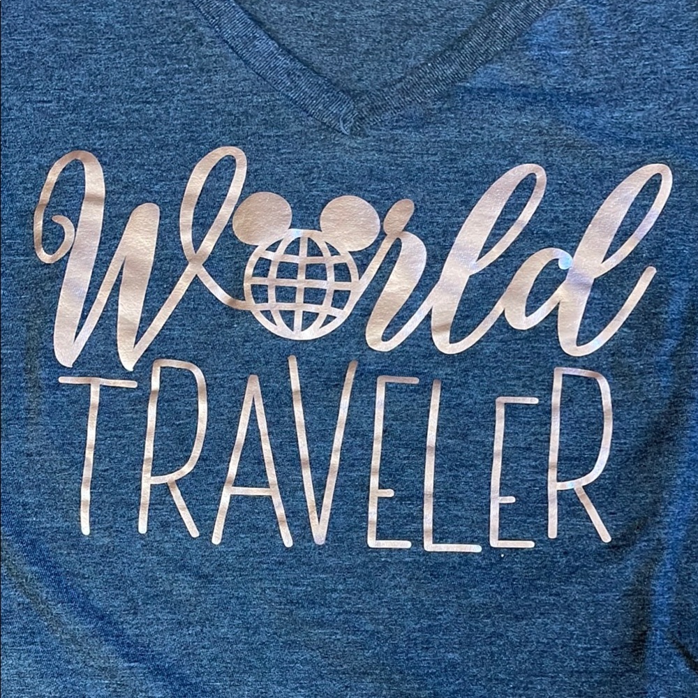 Disney EPCOT World Traveler Short Sleeve Tee XXL - Picture 2 of 9